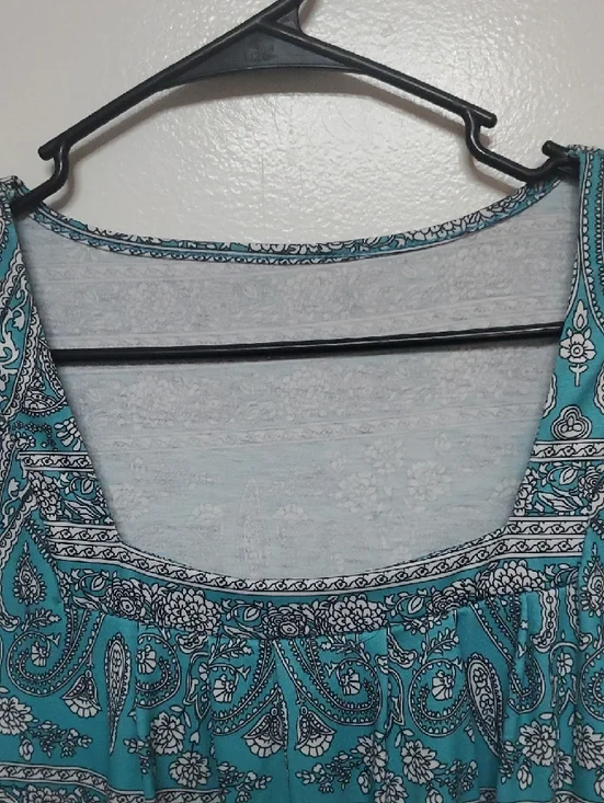 Women's Teal Paisley Long-Sleeve Top - Casual Scoop Neck - Picture 2 of 7